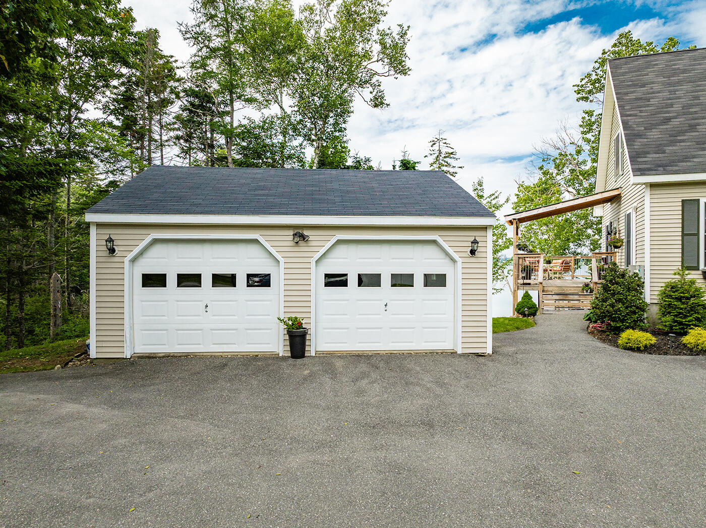 111 Ledge Road South Thomaston ME 04858