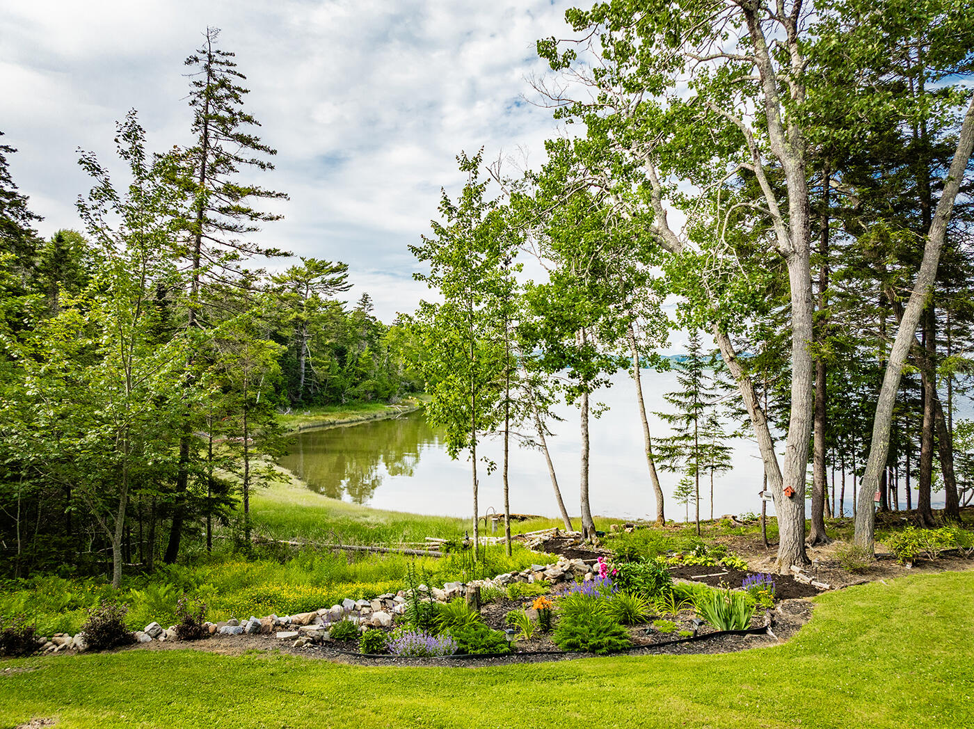 111 Ledge Road South Thomaston ME 04858