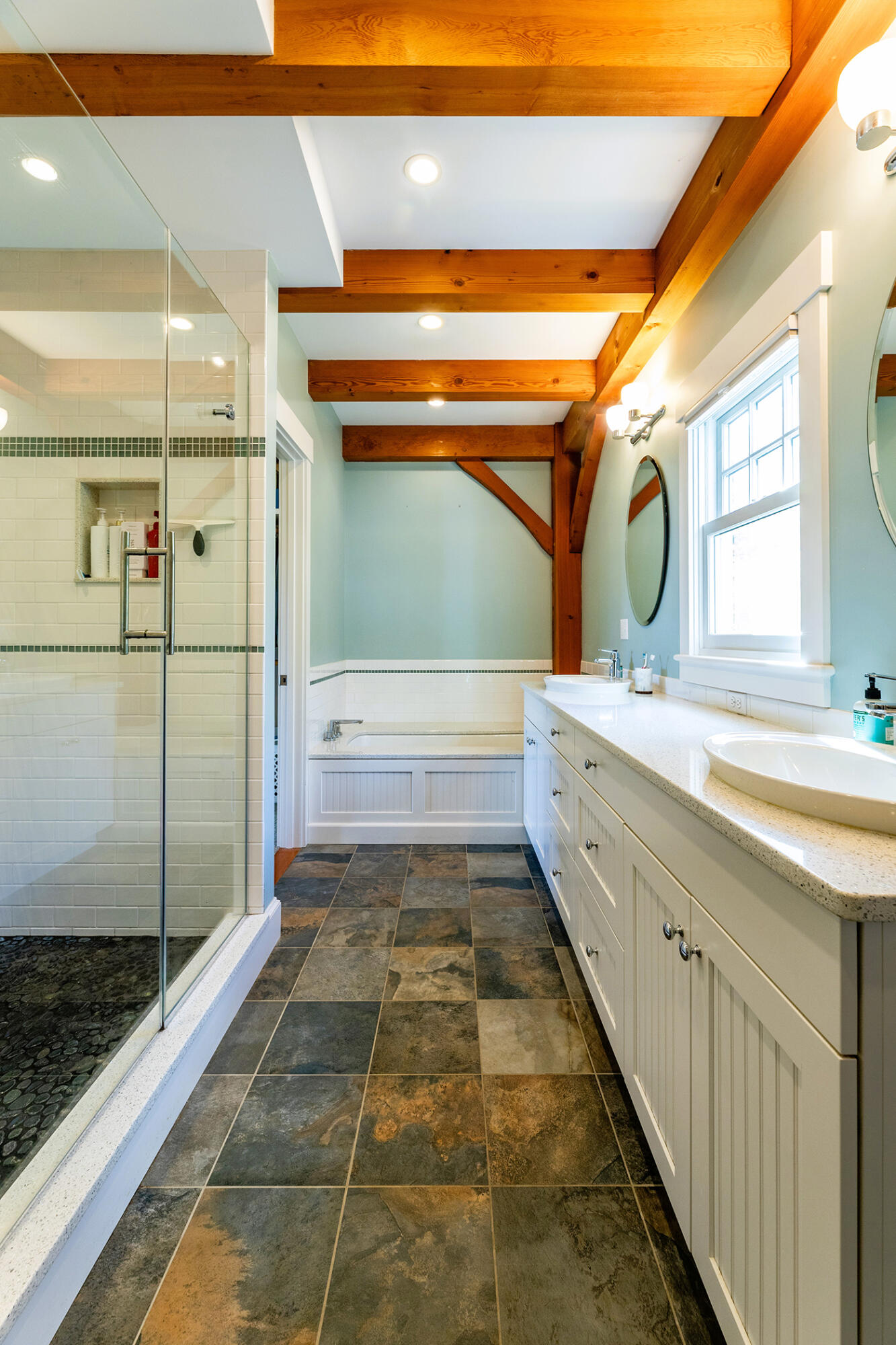 82 Eastward Rockport ME 04856