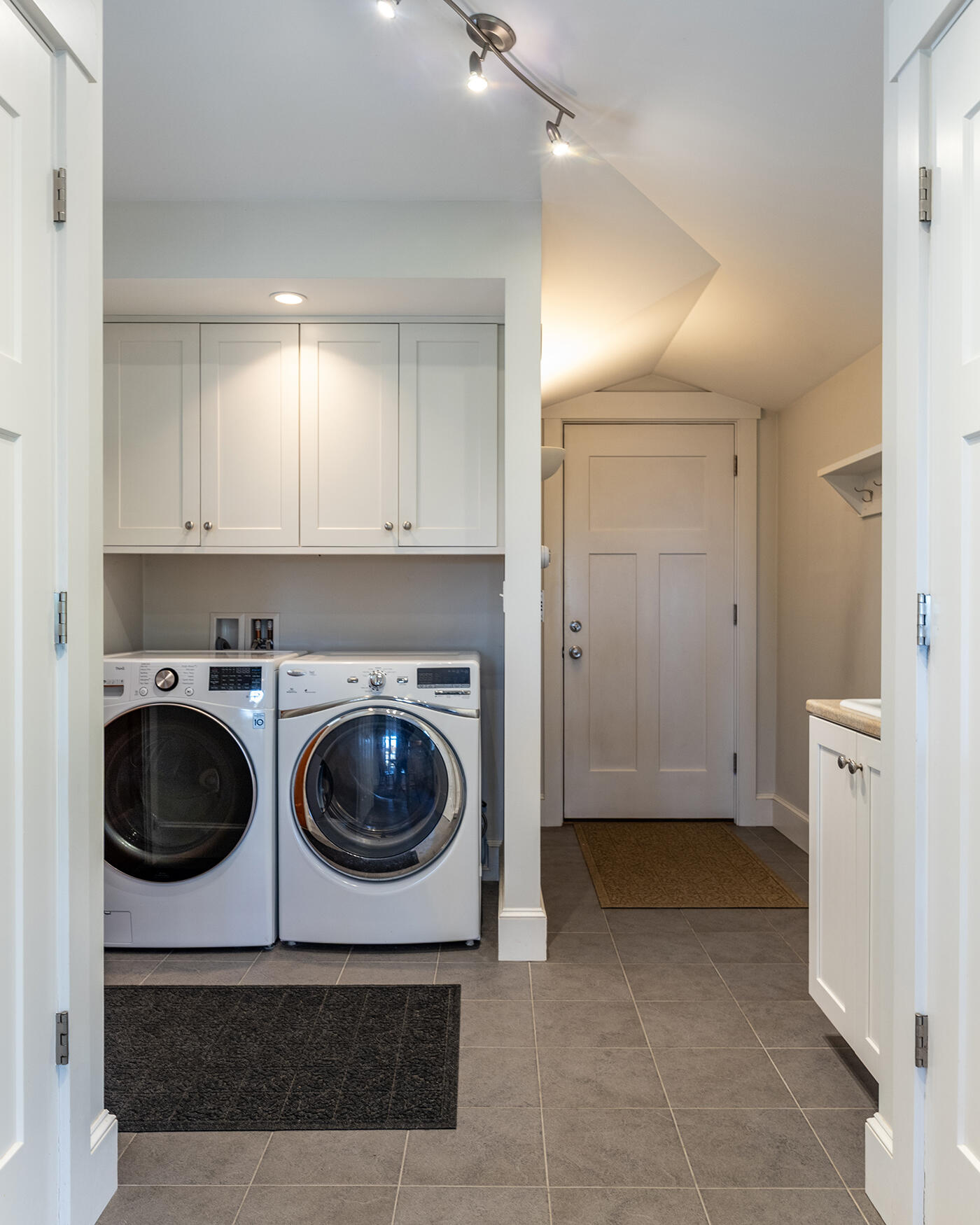 82 Eastward Rockport ME 04856