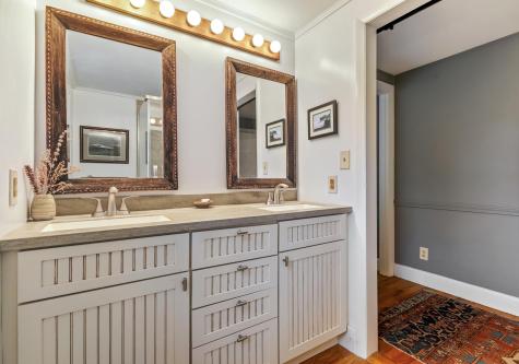199 Princes Point Road Yarmouth ME 04096