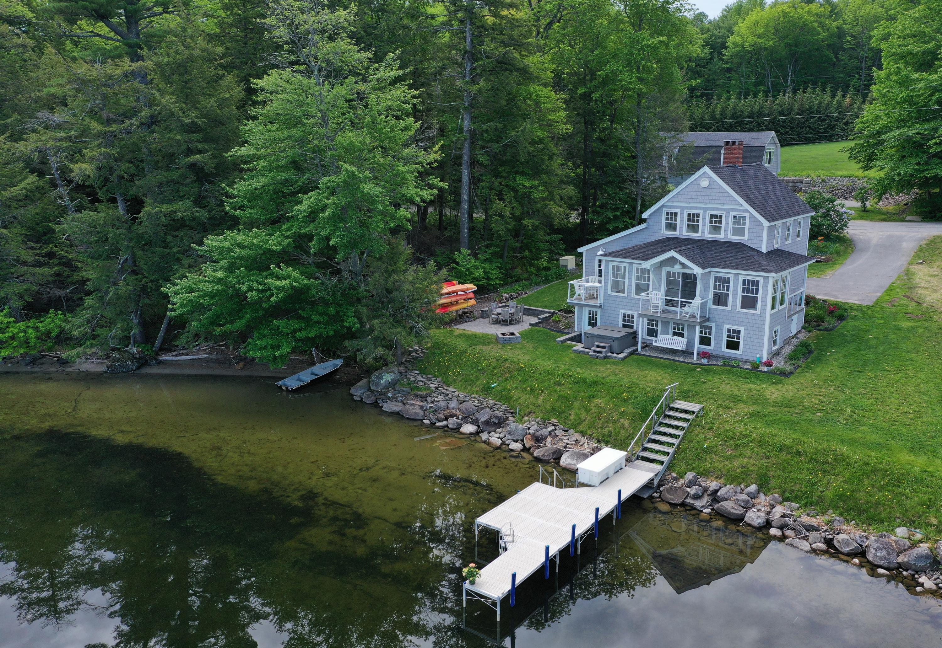 1040 Memorial Drive Winthrop Maine Real Estate Listing MLS 1456112