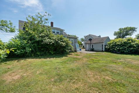 690 York Street York ME 03909