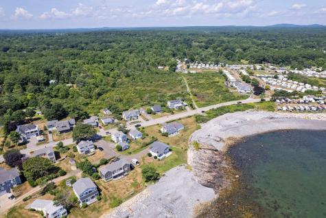 690 York Street York ME 03909