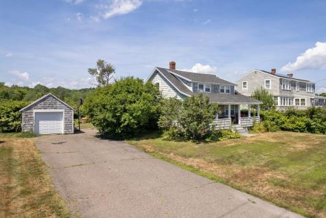 690 York Street York ME 03909