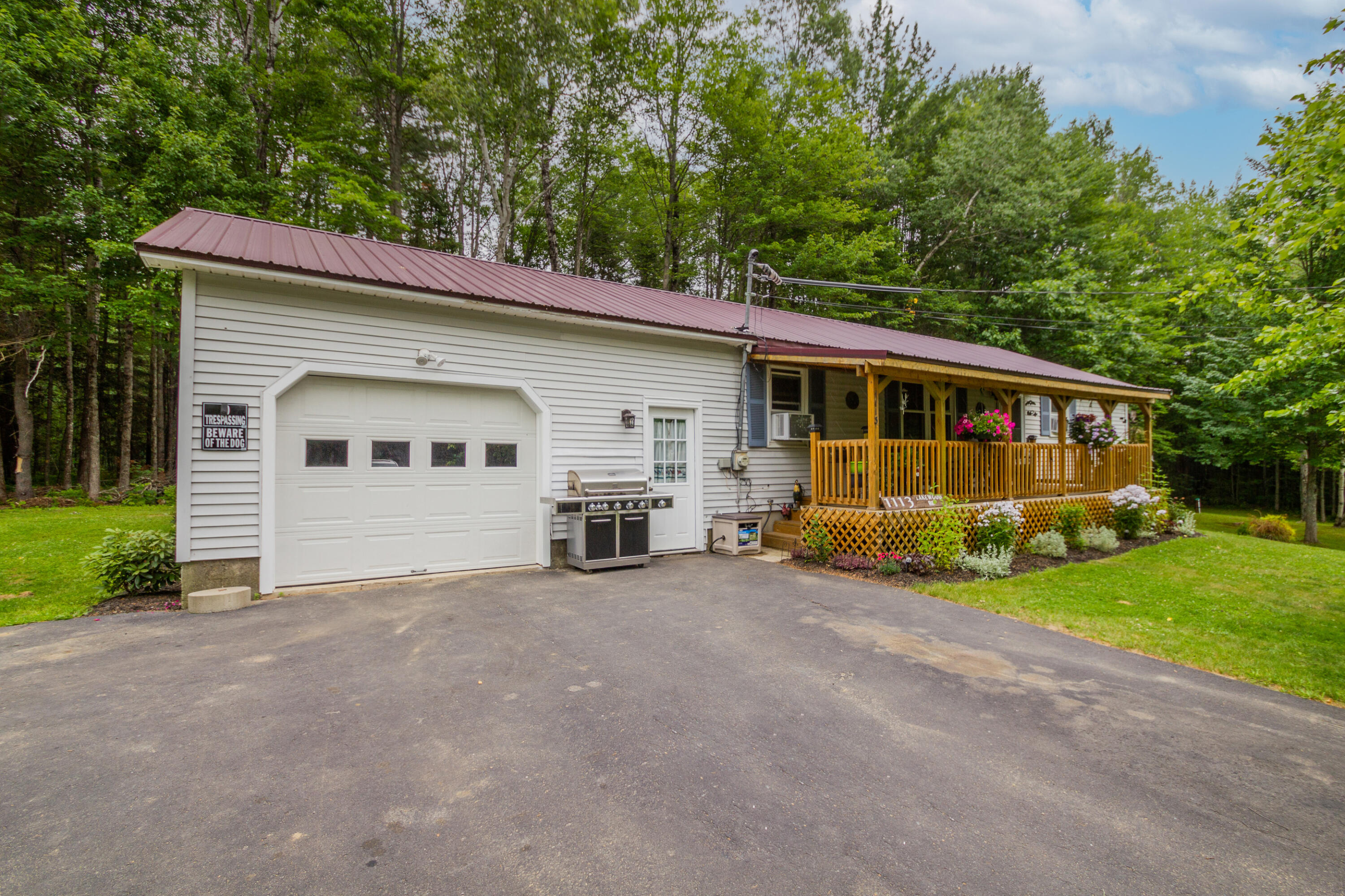 1113 Lakewood Road Madison Maine Real Estate Listing MLS 1498617