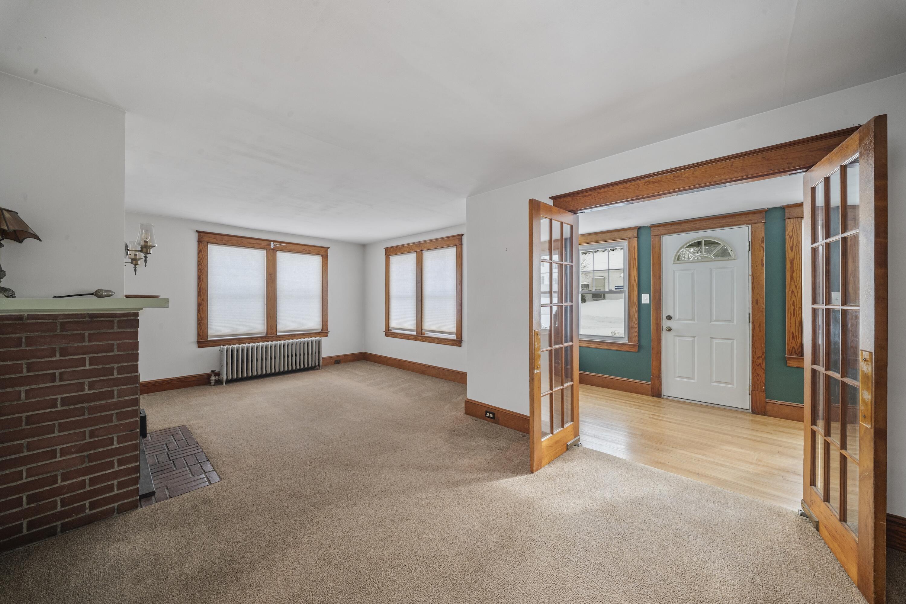 53 Main Street Bowdoinham ME 04008