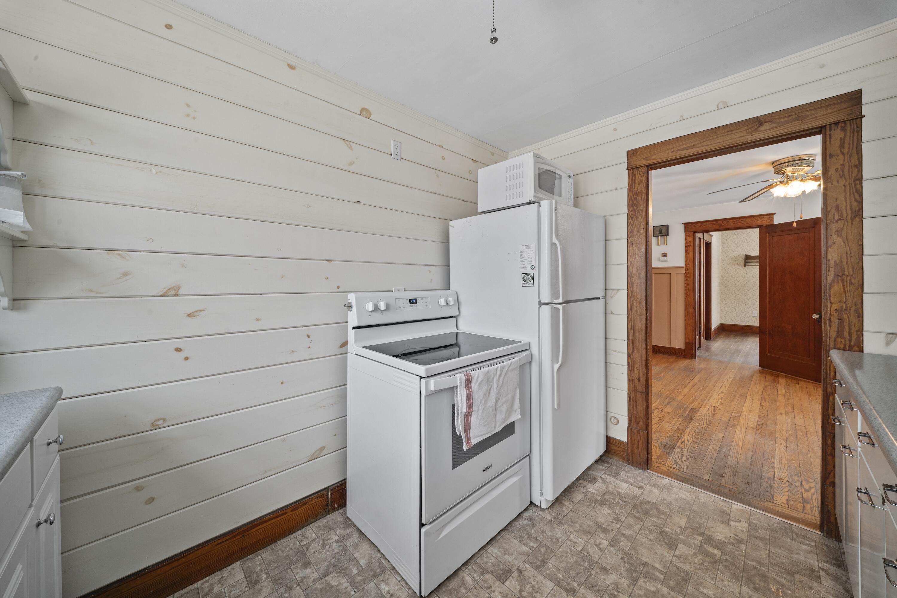 53 Main Street Bowdoinham ME 04008