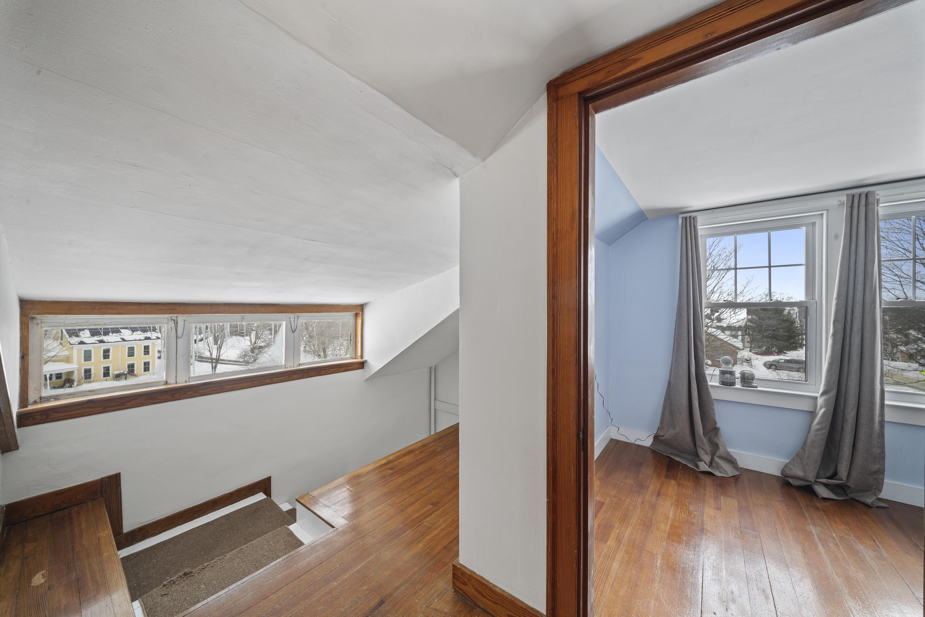 53 Main Street Bowdoinham ME 04008