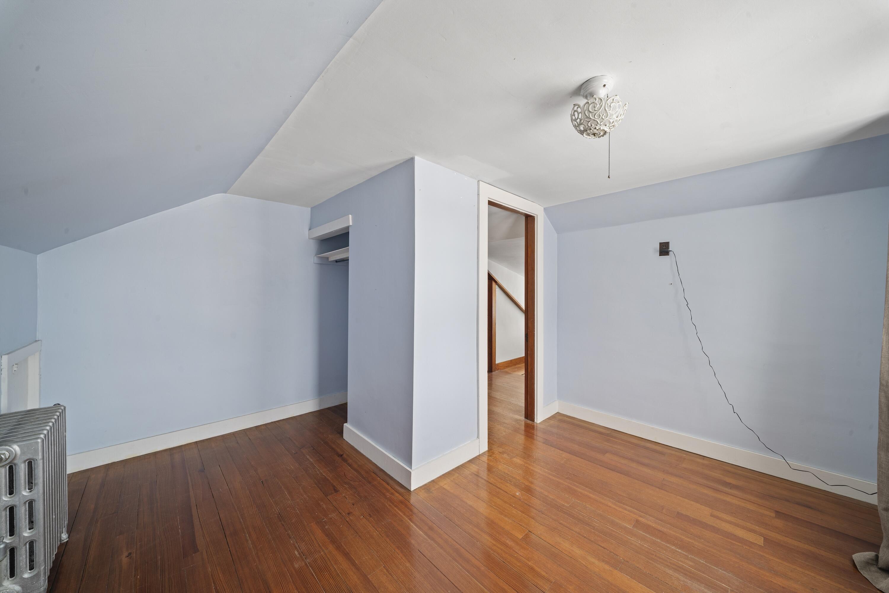 53 Main Street Bowdoinham ME 04008