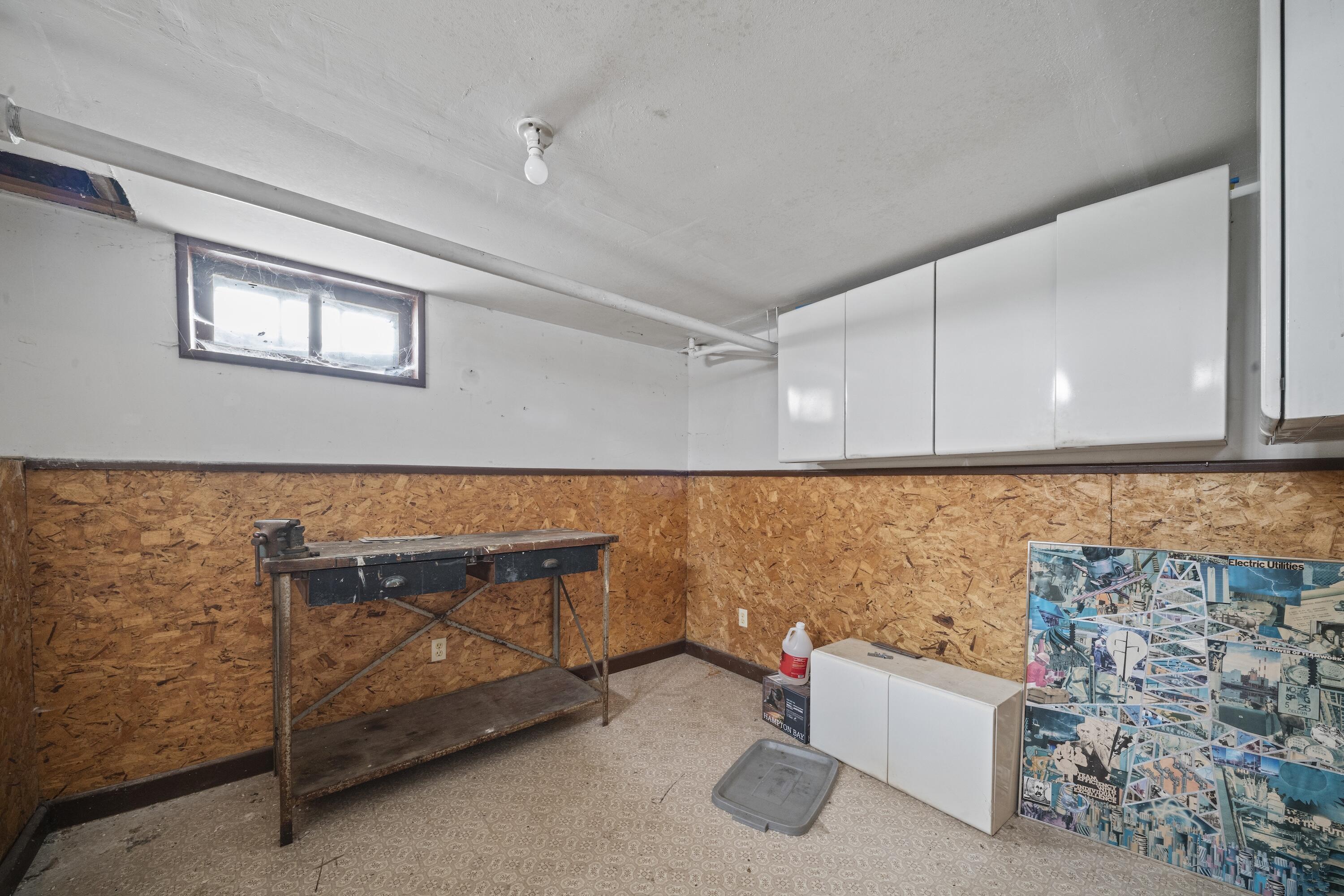 53 Main Street Bowdoinham ME 04008