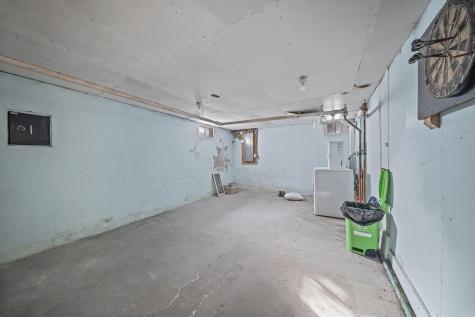 53 Main Street Bowdoinham ME 04008