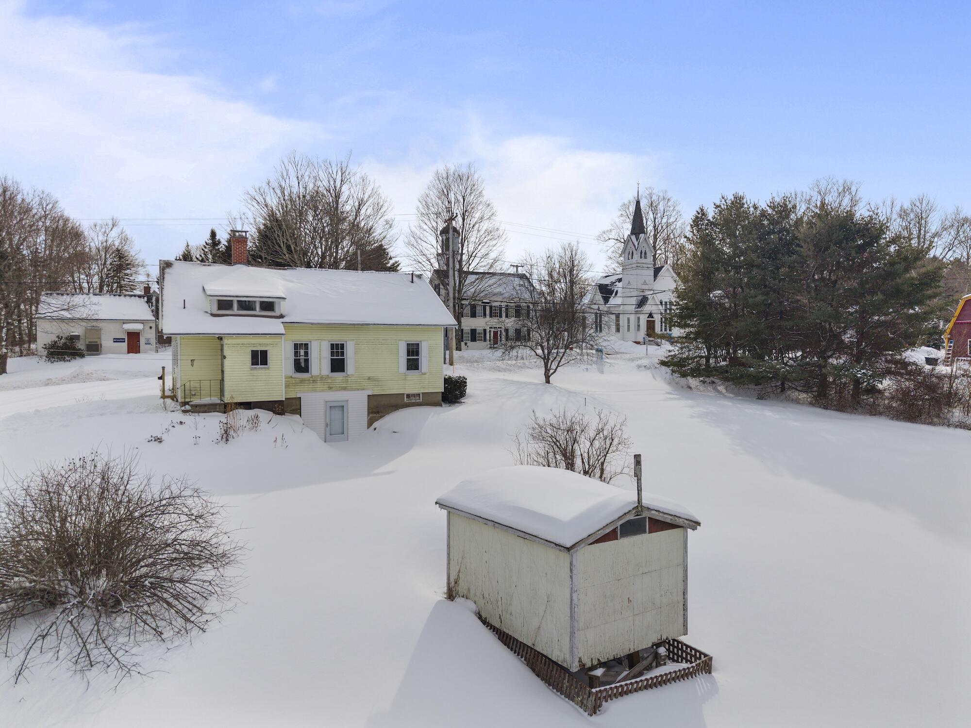 53 Main Street Bowdoinham ME 04008