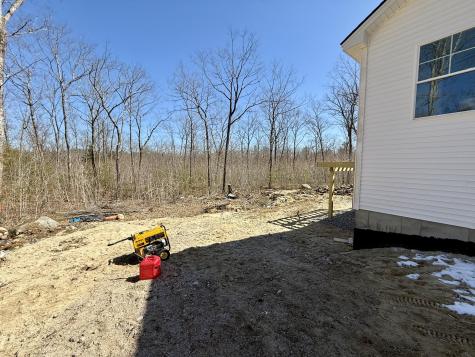 183 Dunton Road Naples ME 04055