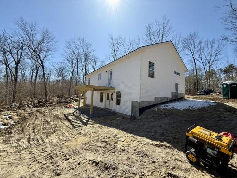 183 Dunton Road Naples ME 04055