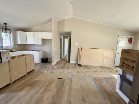 183 Dunton Road Naples ME 04055