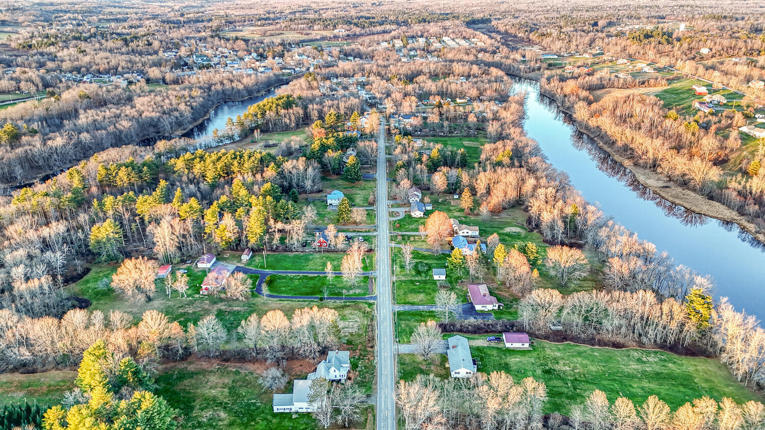 158 Pleasant Street Clinton ME 04927