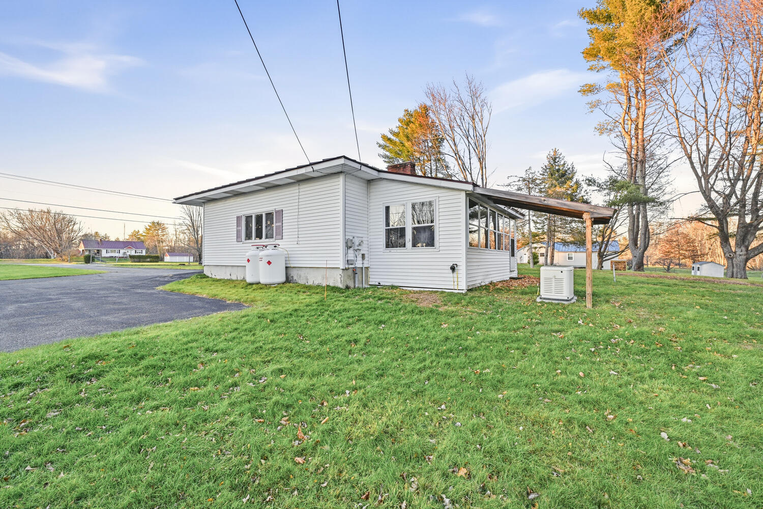 158 Pleasant Street Clinton ME 04927