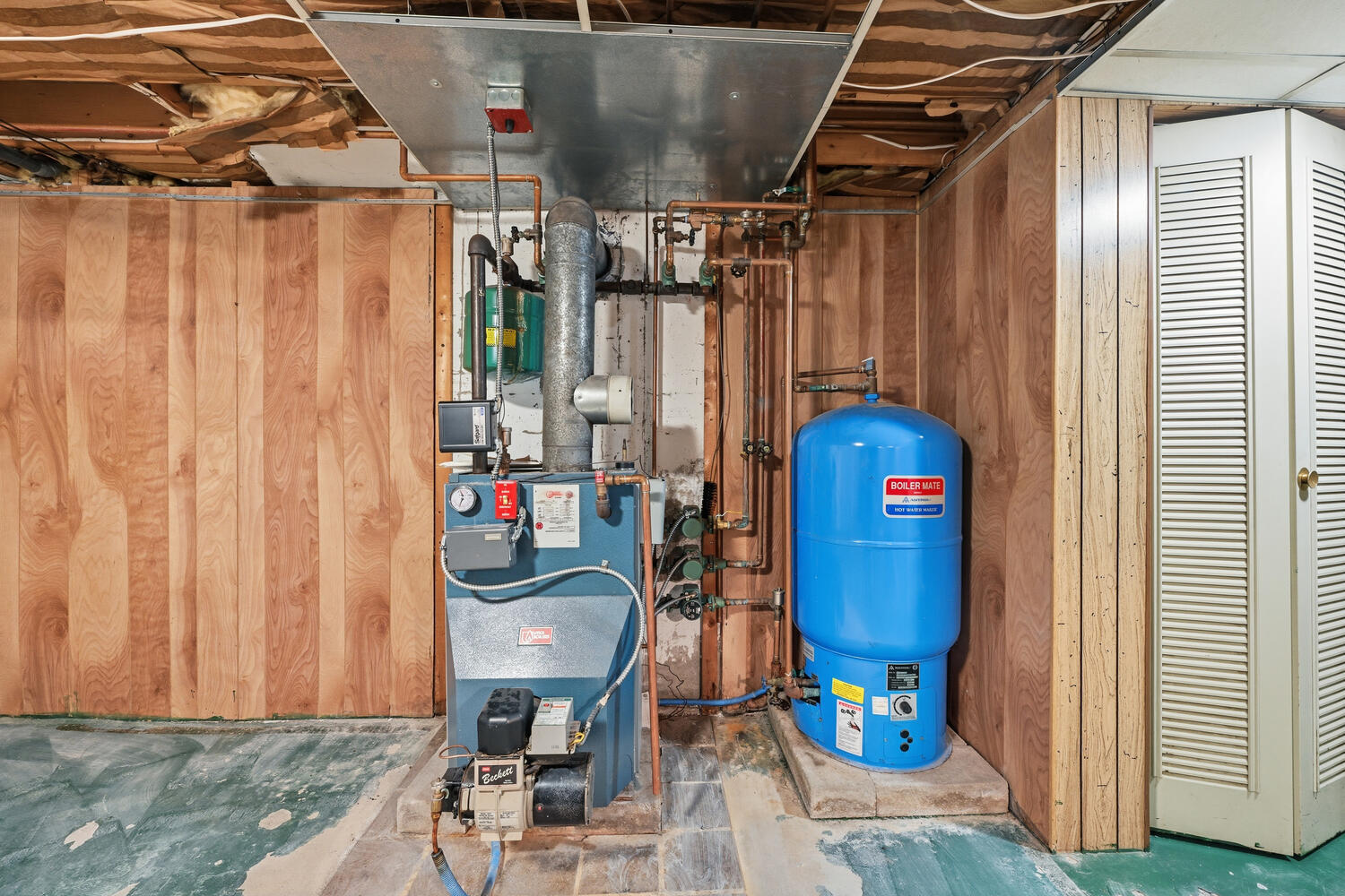 158 Pleasant Street Clinton ME 04927