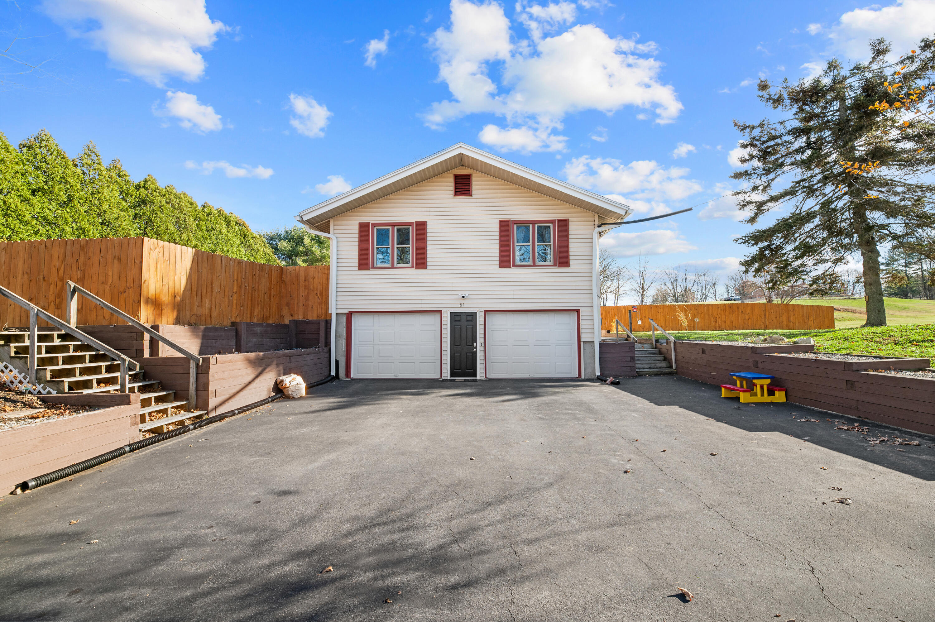 81 Hall Road Windham ME 04062