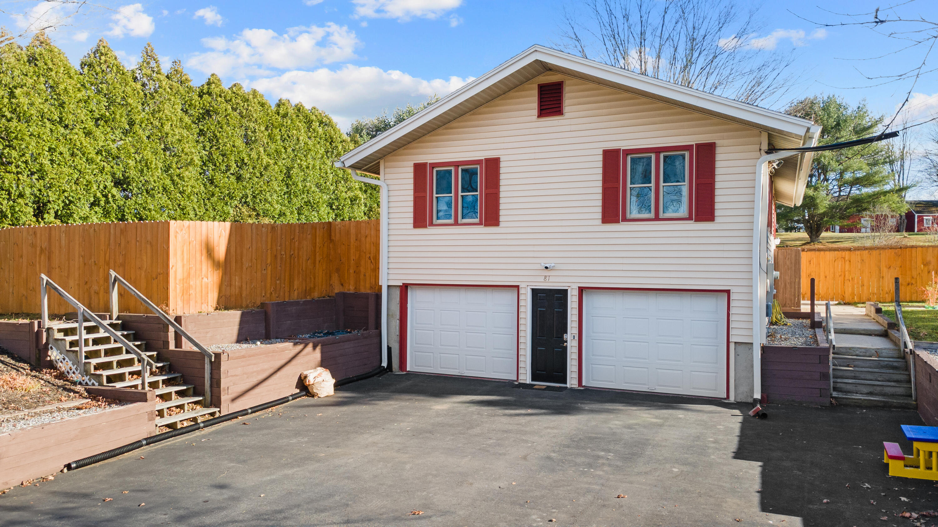 81 Hall Road Windham ME 04062