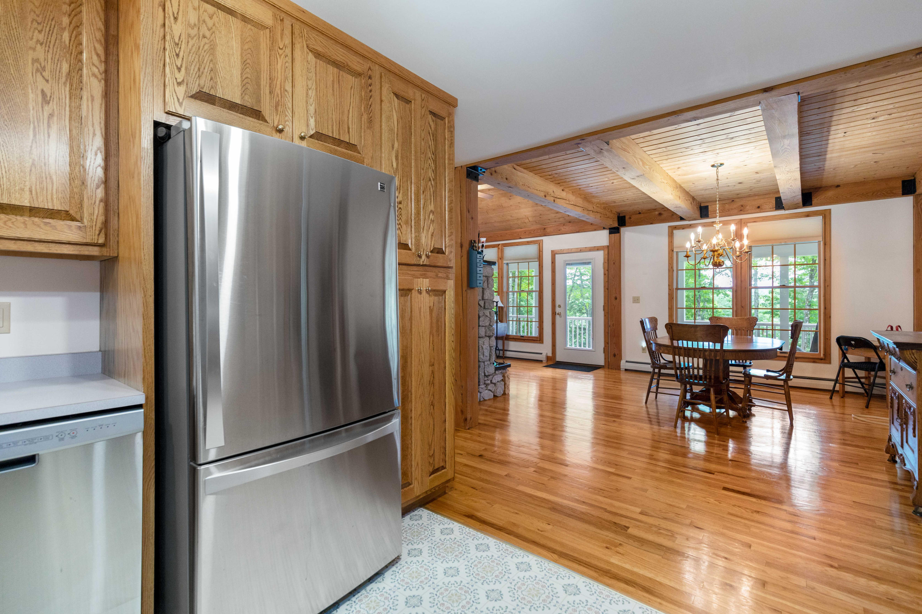 55 Lunt Lane Poland ME 04274