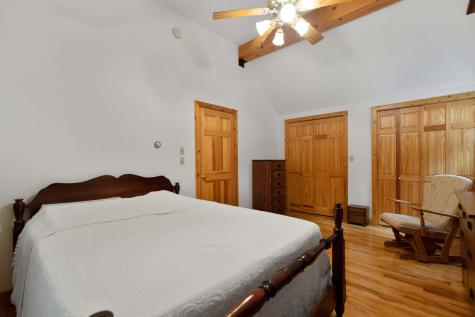 55 Lunt Lane Poland ME 04274