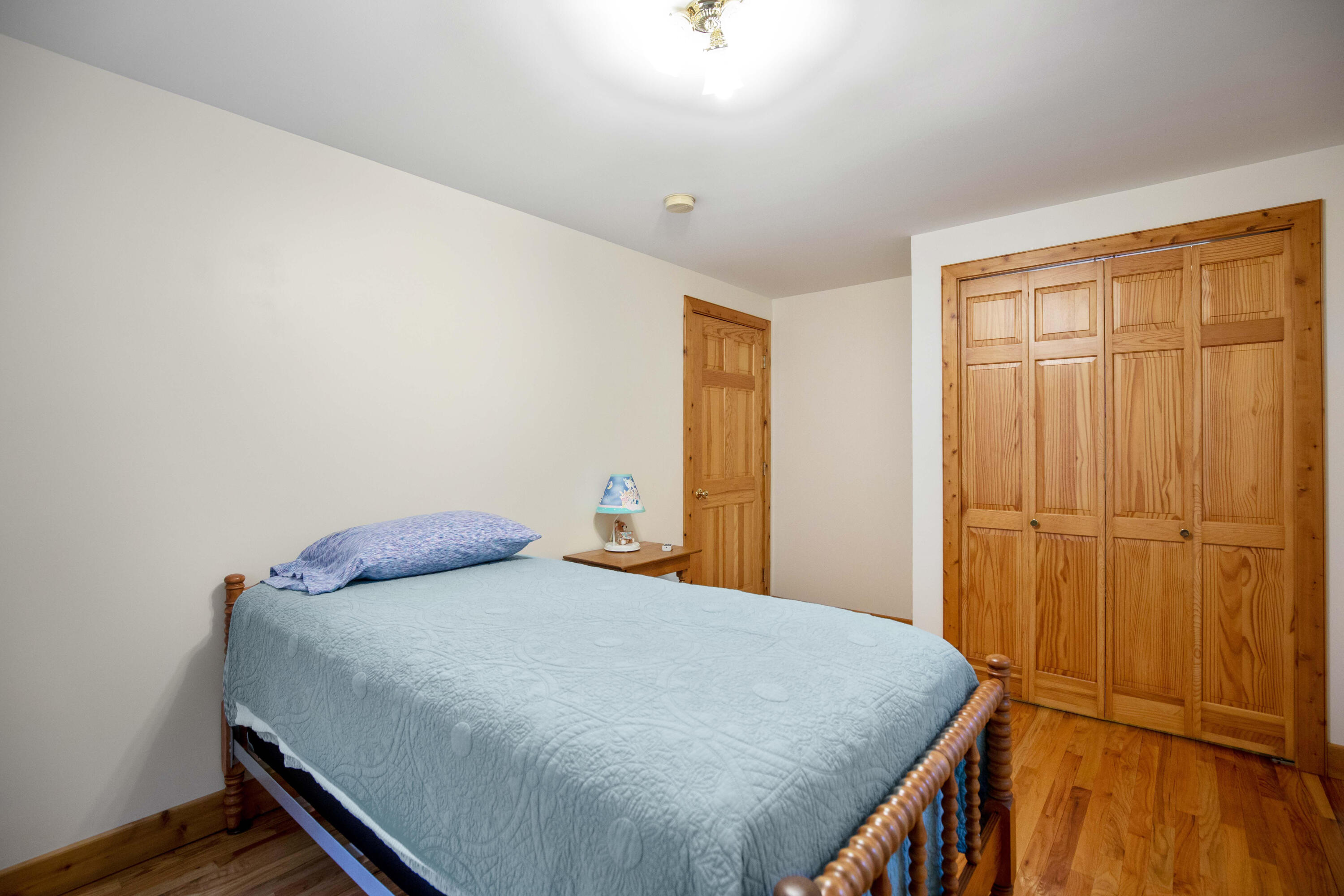 55 Lunt Lane Poland ME 04274