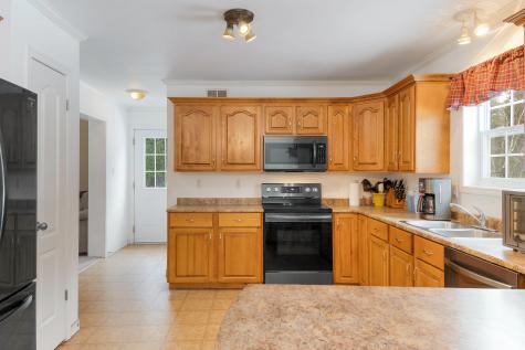 25 Harpin Road Waterboro ME 04087