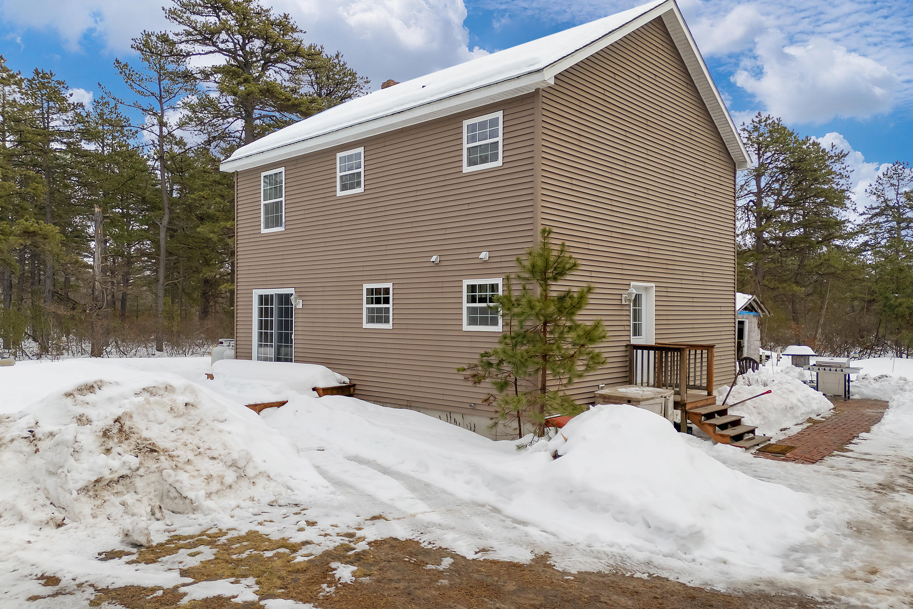25 Harpin Road Waterboro ME 04087