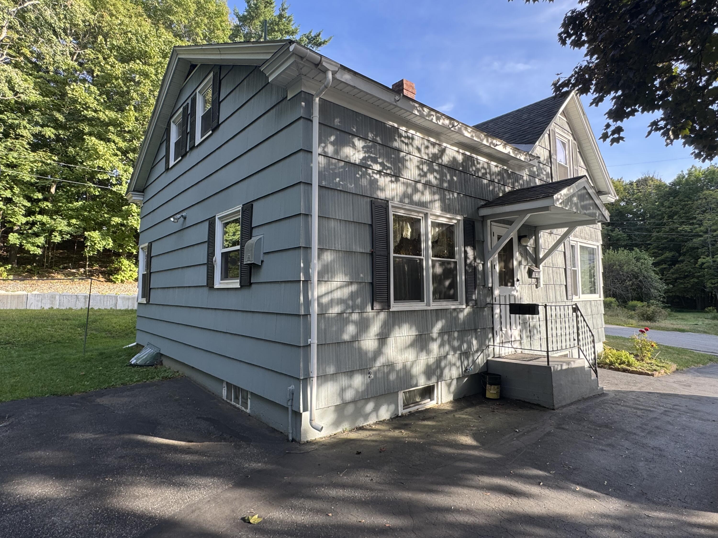 32 Meader Street Lewiston ME 04240