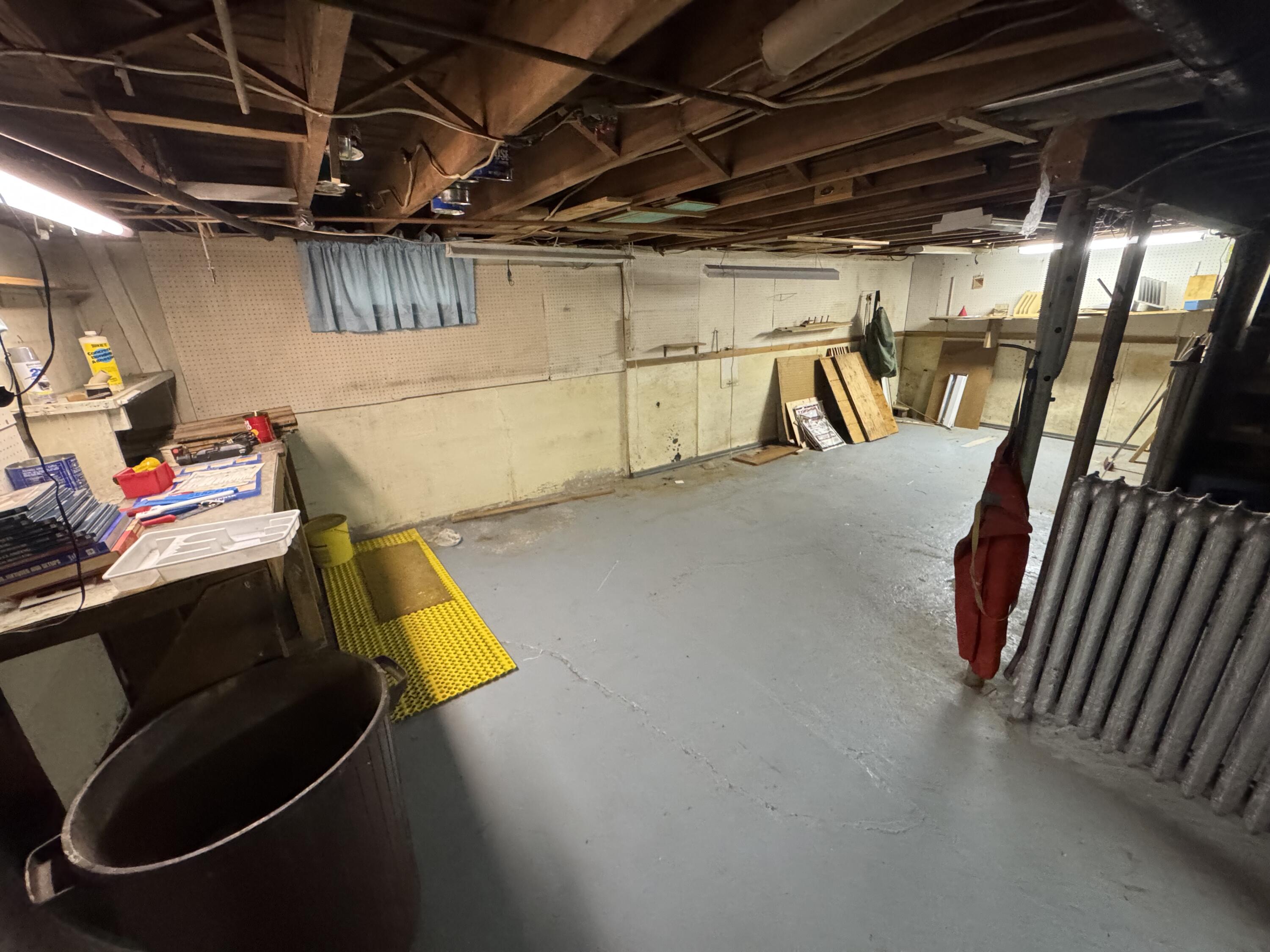 32 Meader Street Lewiston ME 04240