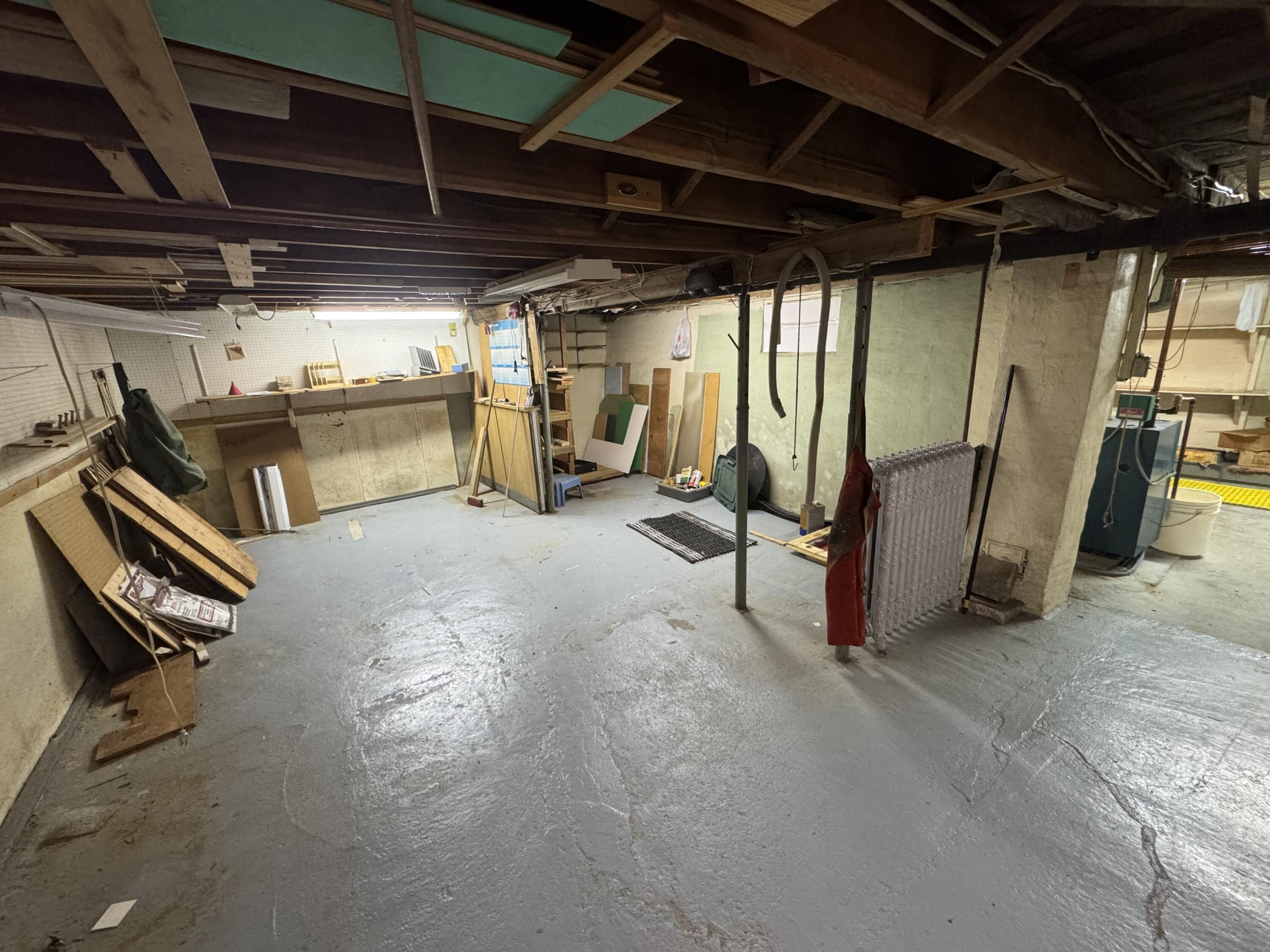 32 Meader Street Lewiston ME 04240