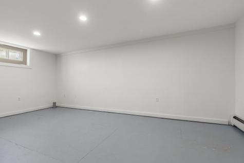 23 Compass Rose Road Brunswick ME 04011
