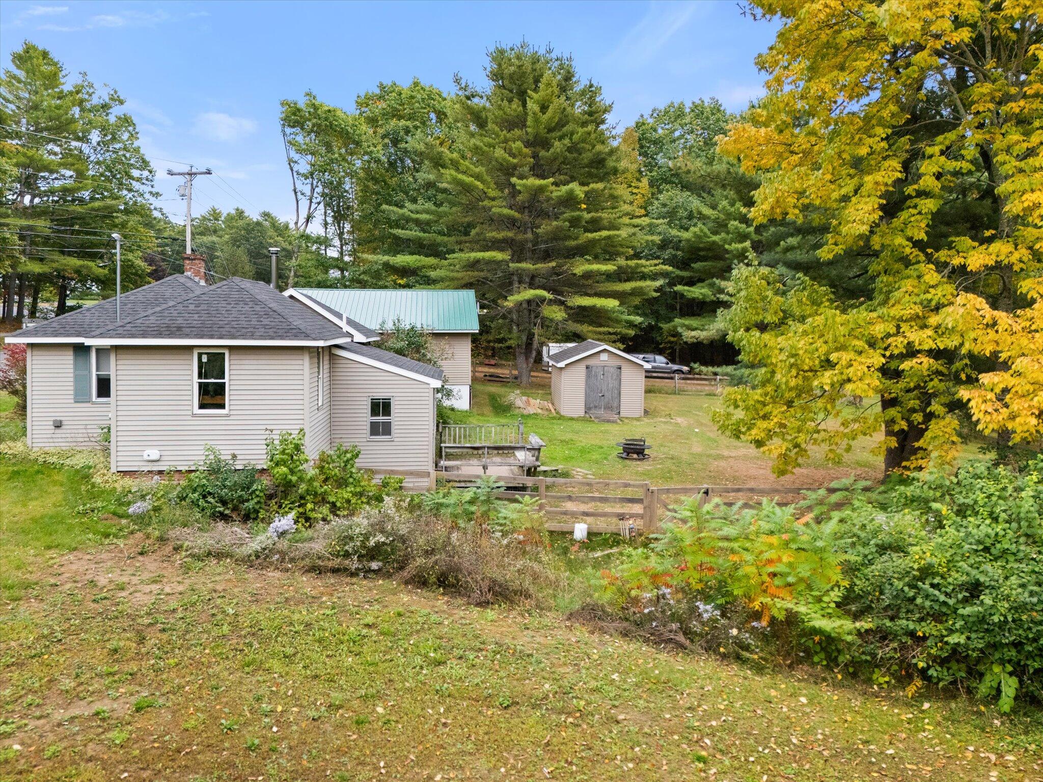 1086 Main Road Carmel ME 04419