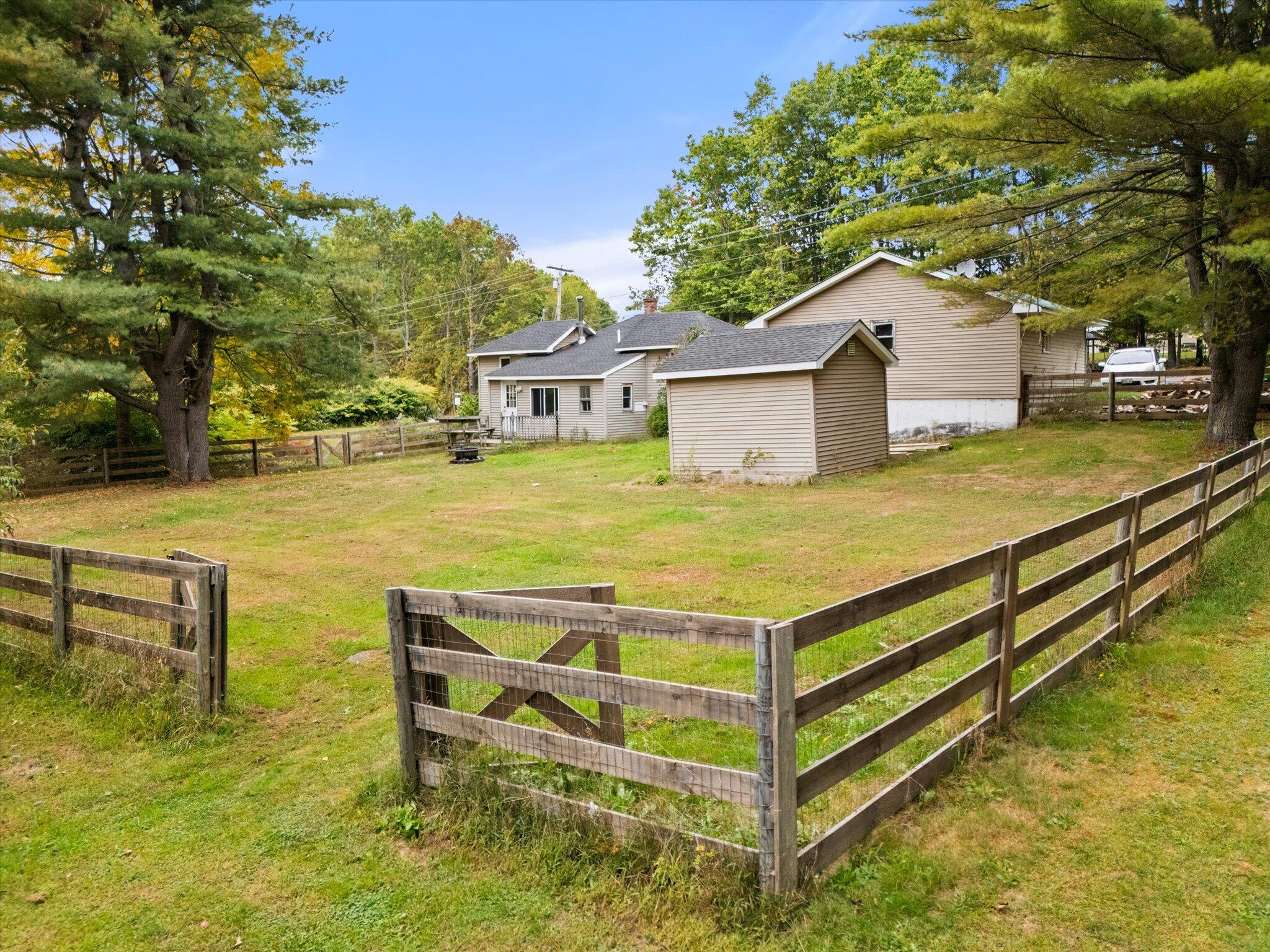 1086 Main Road Carmel ME 04419