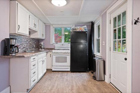 1086 Main Road Carmel ME 04419