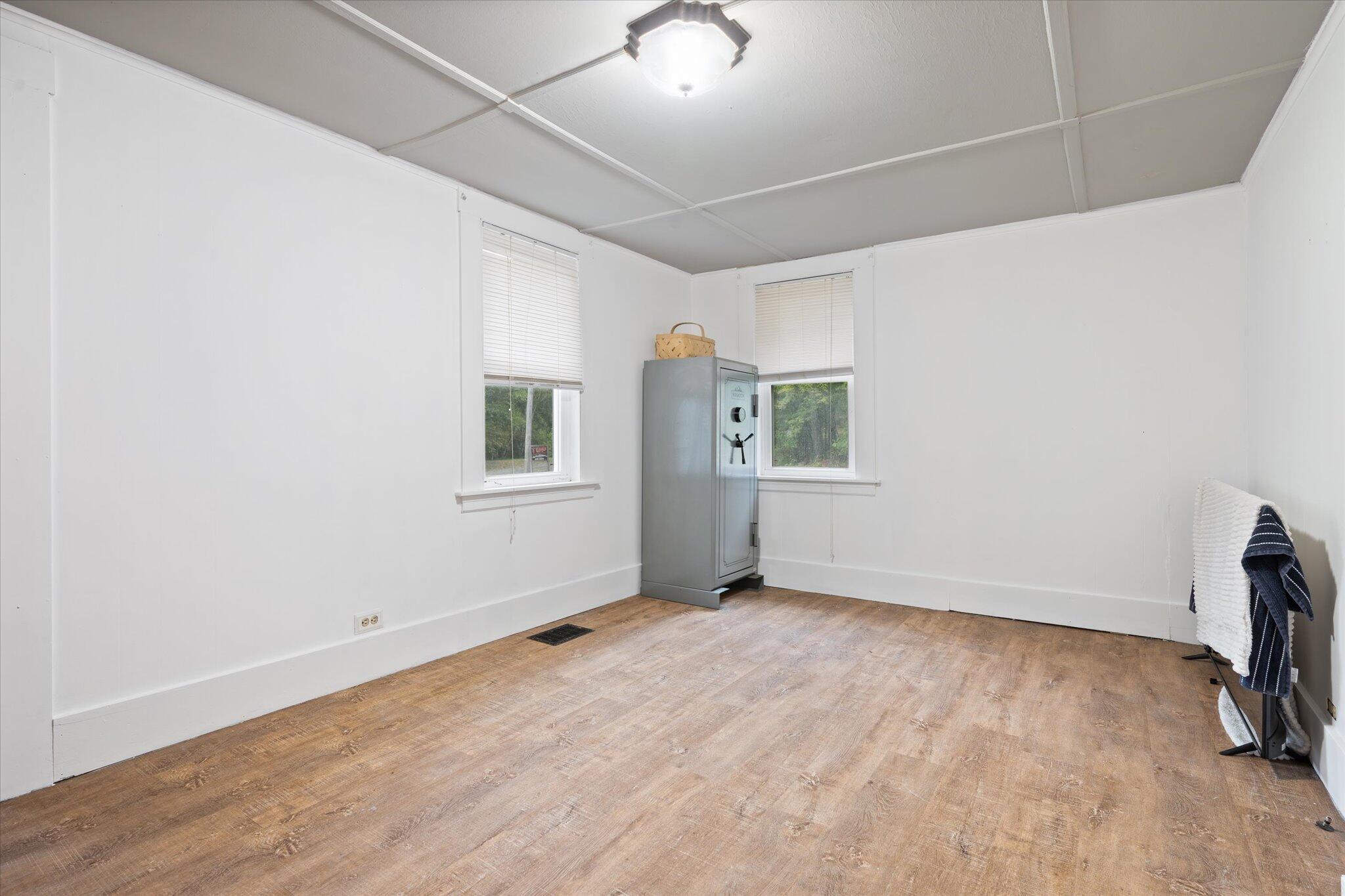 1086 Main Road Carmel ME 04419