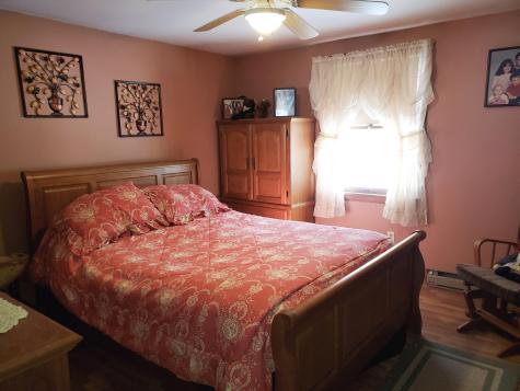 8 Pleasant Valley Circle Poland ME 04274