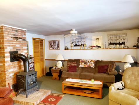 8 Pleasant Valley Circle Poland ME 04274