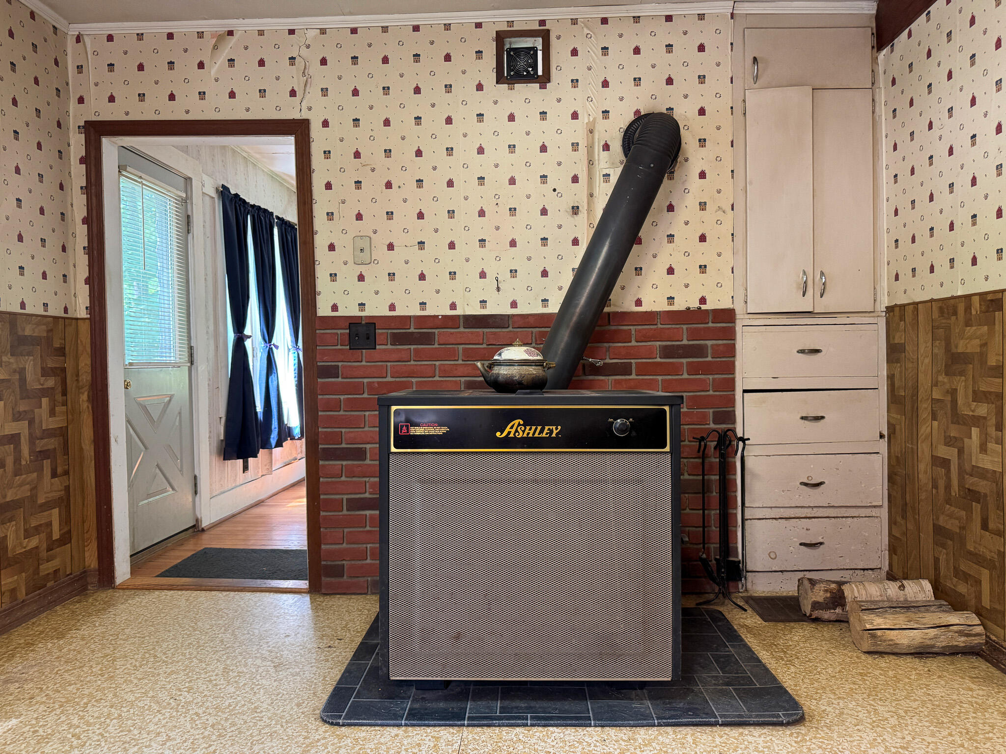 144 Main Road Burlington ME 04417