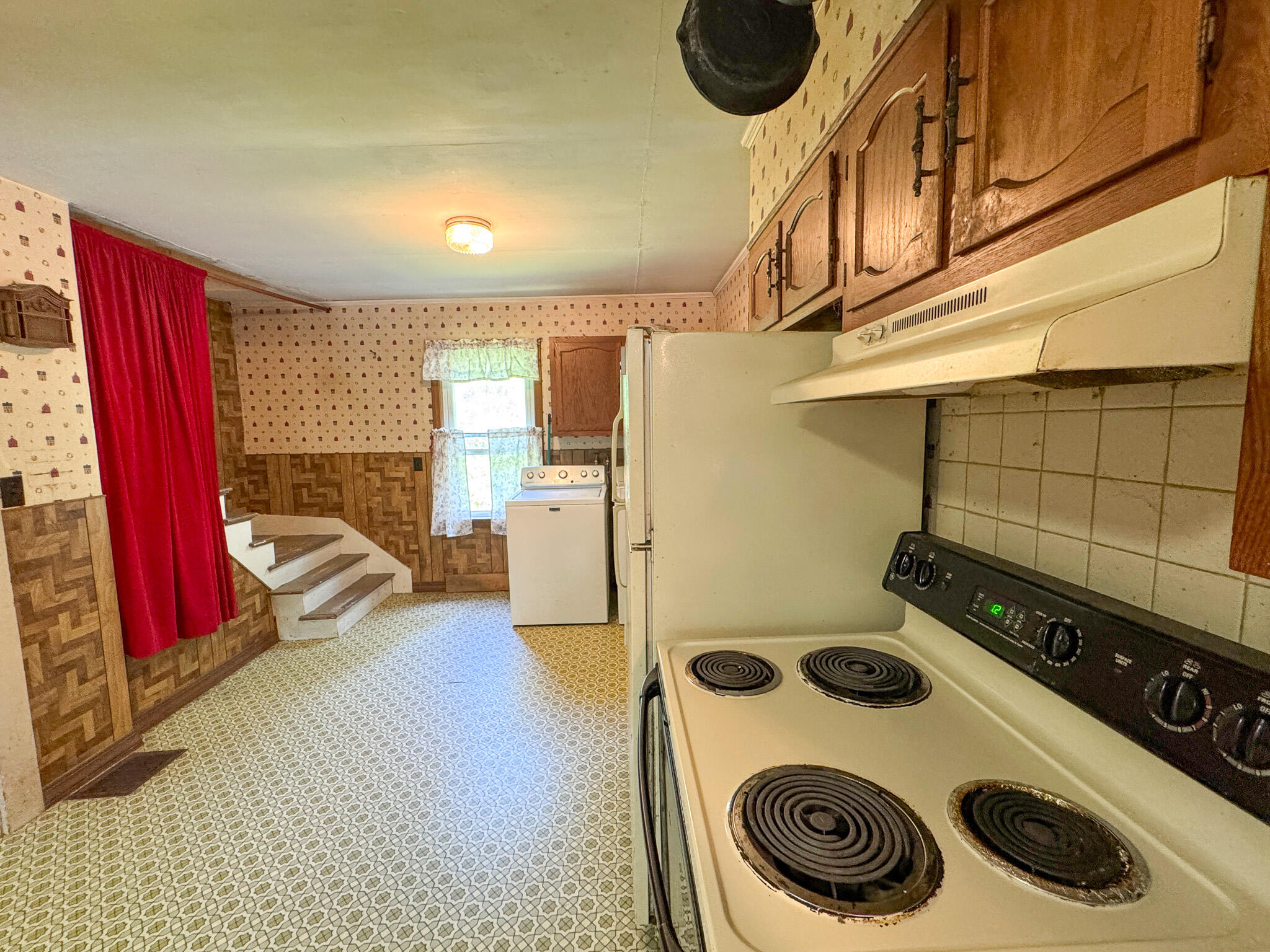 144 Main Road Burlington ME 04417