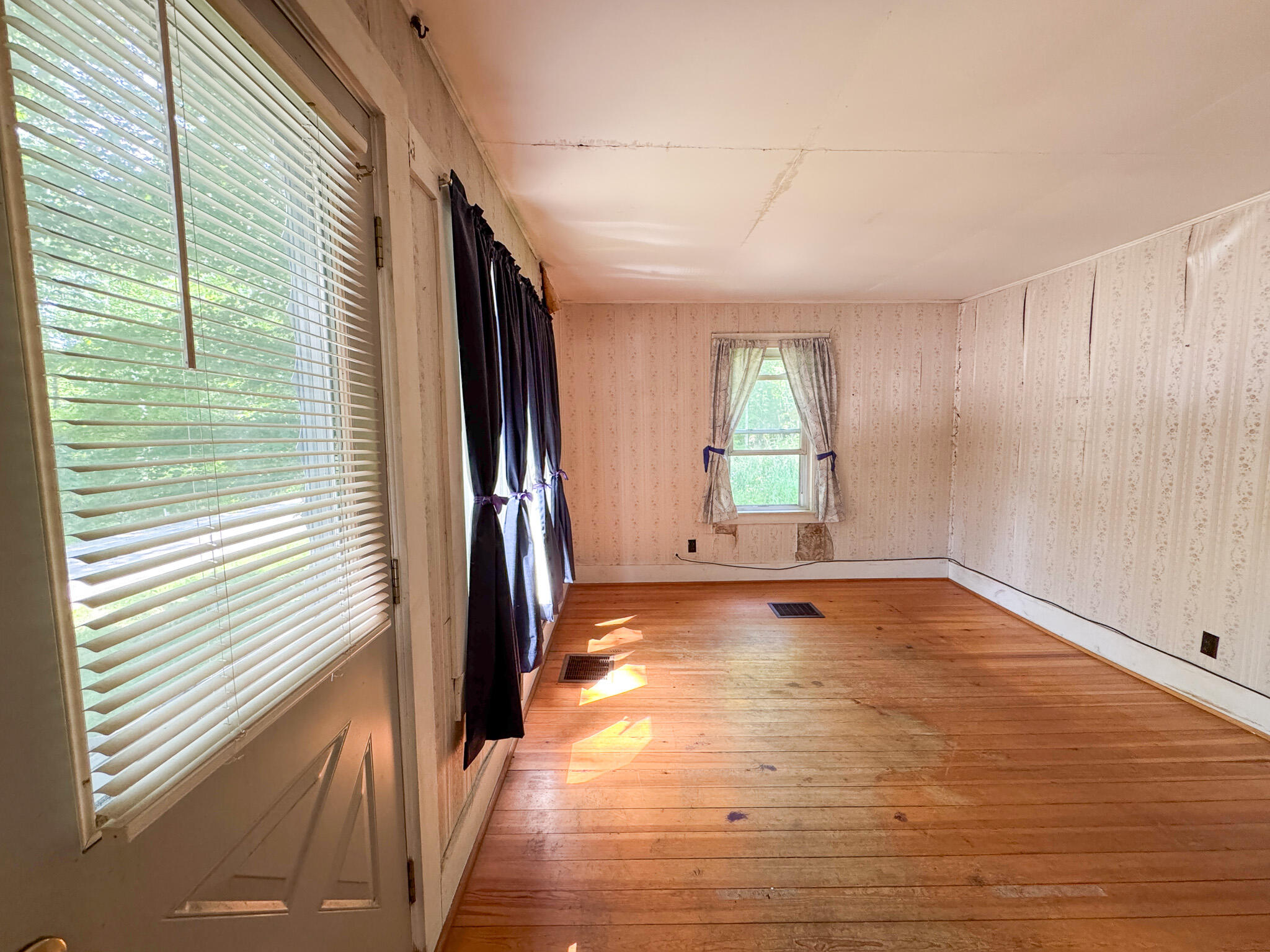 144 Main Road Burlington ME 04417