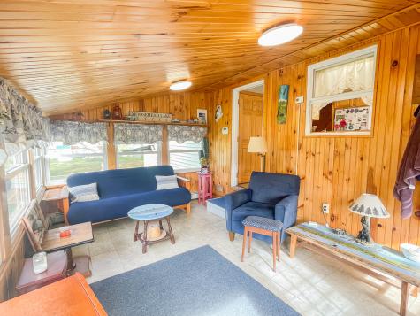 2740 Ohio Street Glenburn ME 04401