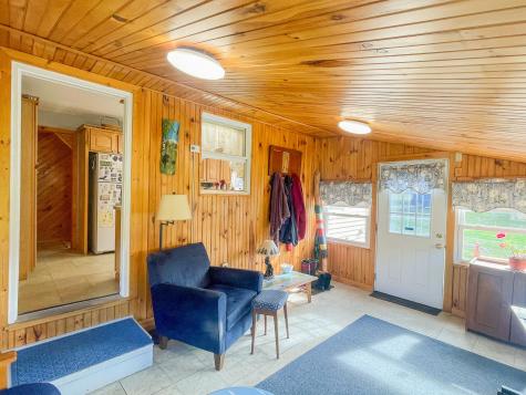 2740 Ohio Street Glenburn ME 04401