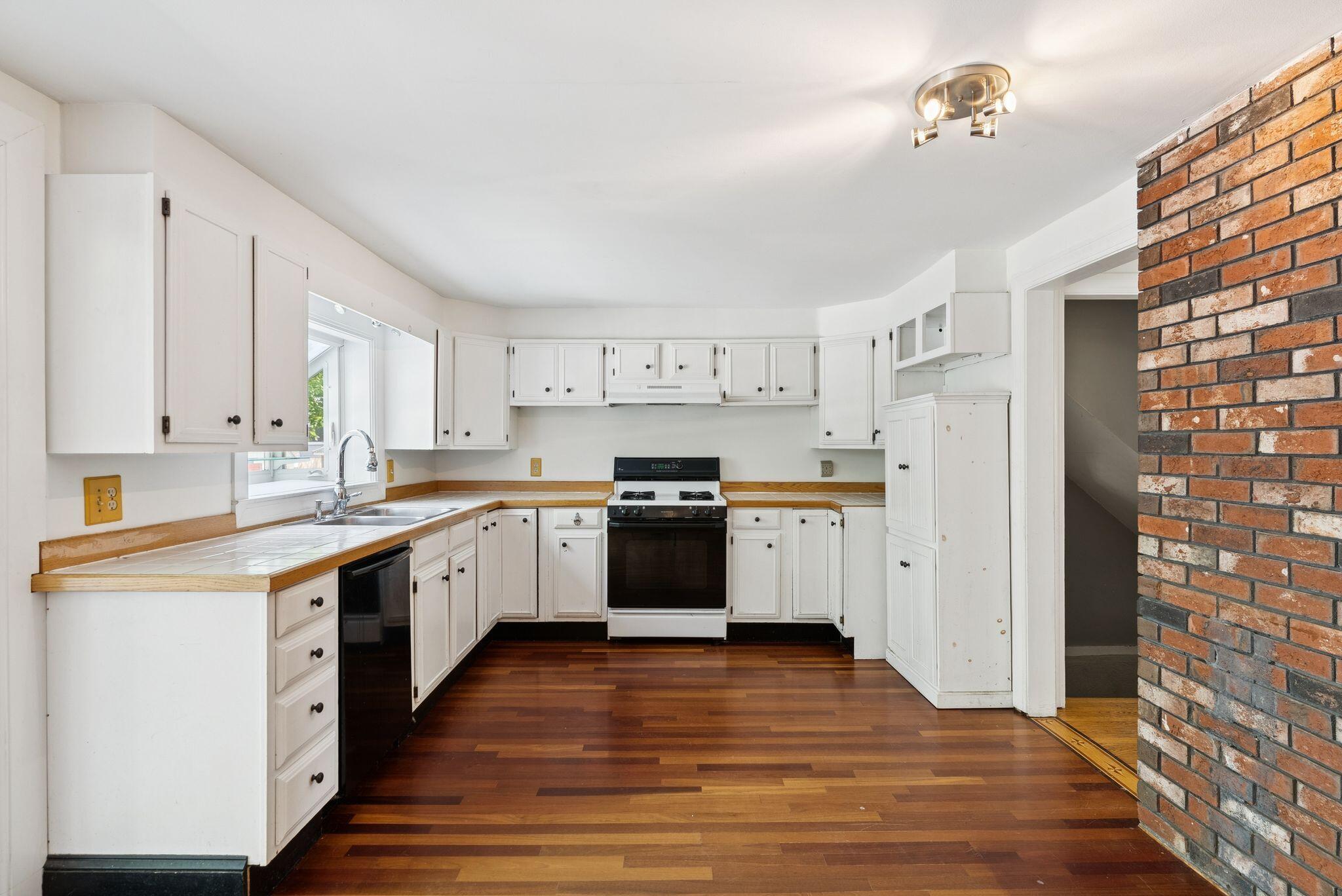 52 Davis Street South Portland ME 04106