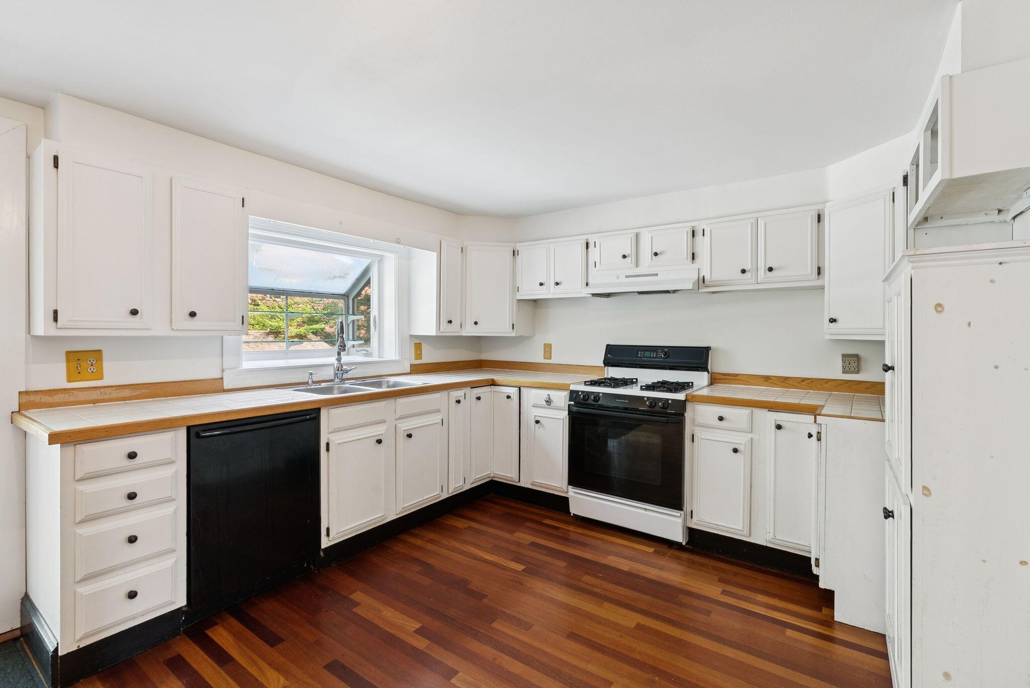 52 Davis Street South Portland ME 04106