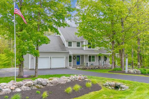 13 Spoondrift Road Falmouth ME 04105