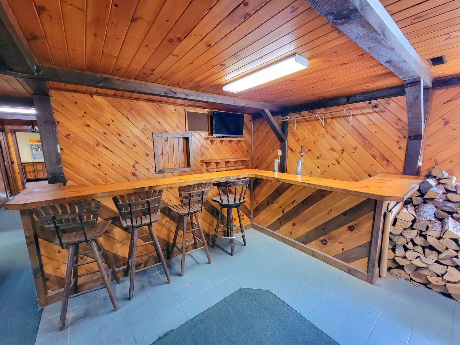 15 Jackson Hole Carthage ME 04224