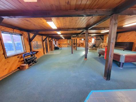 15 Jackson Hole Carthage ME 04224